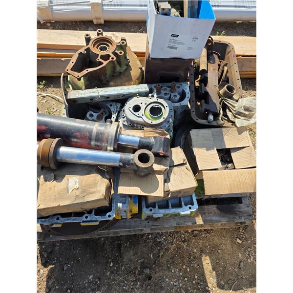 Terex scrapper parts- transmission pieces, blower parts