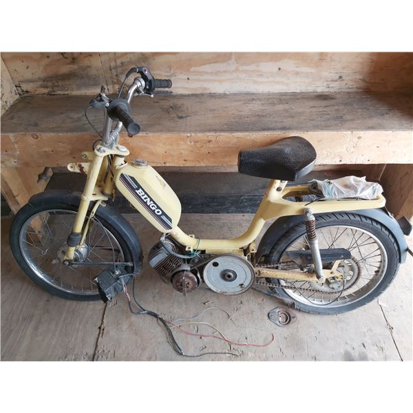 Vintage motorized bicycle BINGO Missing spark plug