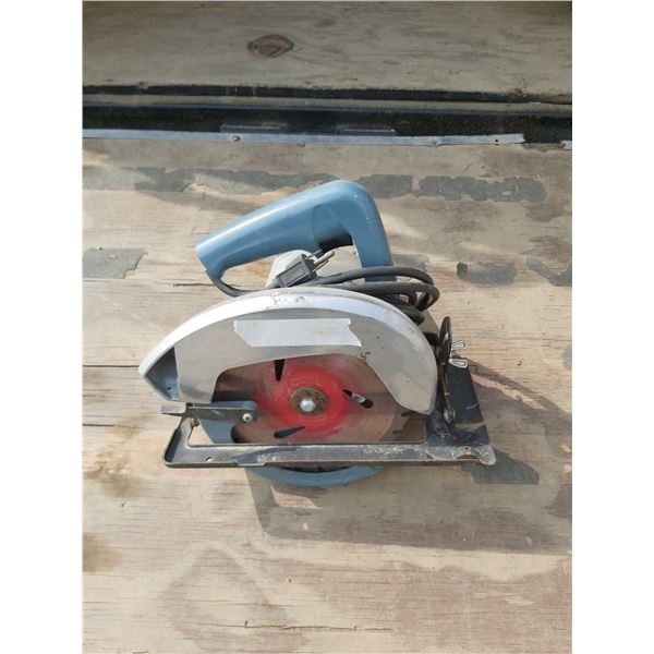 Corded circular saw