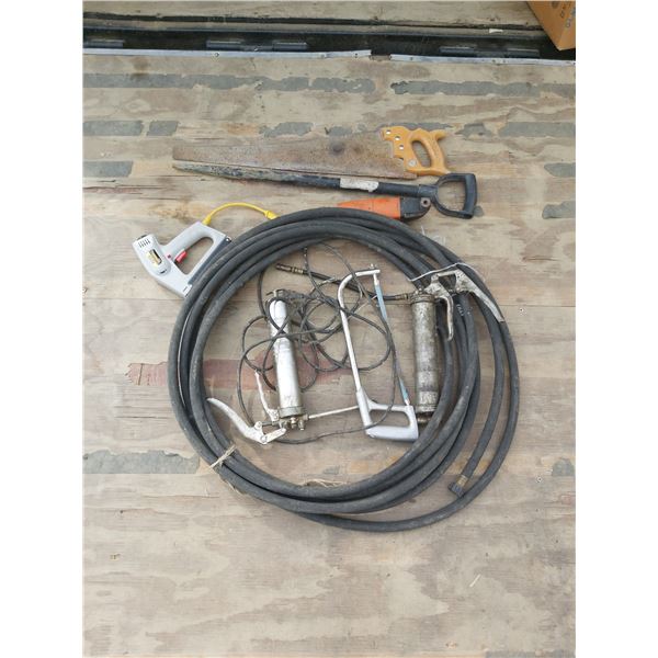 Lots of misc. hand tools (Saw …)