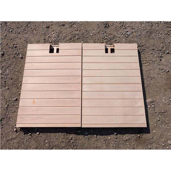 (2) 500 WATT Wood Savna Panels (Great Condition)