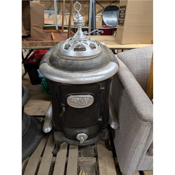 Jubilee Maple Merrick Anderson.CO Limited Winnipeg 45" Stove