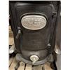Image 2 : Jubilee Maple Merrick Anderson.CO Limited Winnipeg 45" Stove