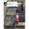 Image 1 : Lot of misc. (Covers, quilted mat, seat cushion, fire extinguisher)
