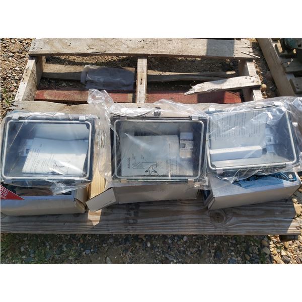 Quartz halogen Floodlight (500W) x3