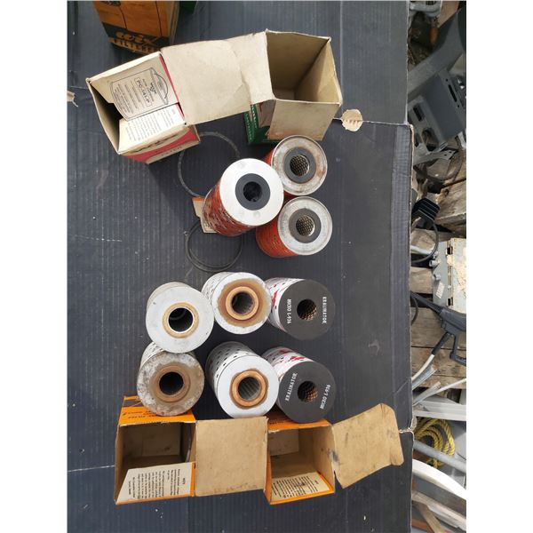 Oil filters (x9)