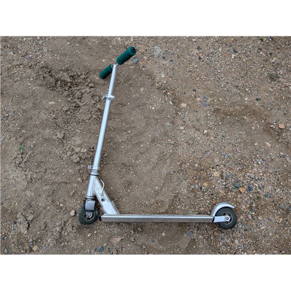 Just Go Brand Children's Scooter (ok Condition)