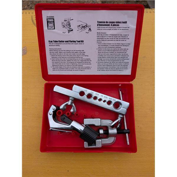 Great Condition 6pc Tube Cutter and Flaring Tool Kit w/ Case