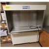 Image 1 : Baker EdgeGARD EG-4252 Lab Hood Clean Bench 50" x 22" x 68"H