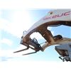 Image 35 : Takeuchi TL250 Multi-Terrain Compact Track Loader (Starts & Runs - see video)