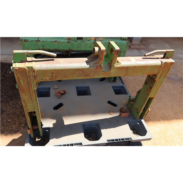 Metal Quick Hitch Attachment