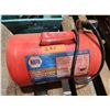 Image 1 : Napa 821-1350 Portable 5 Gallon Air Tank