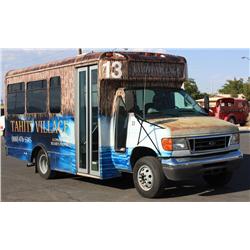 2005 Ford E350 Super Duty    #13