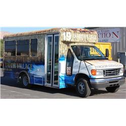 2005 Ford E350 Super Duty    #19