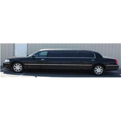 2007 Lincoln Town Car Limousine