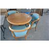 Image 1 : Round Table w/ 3 Chairs