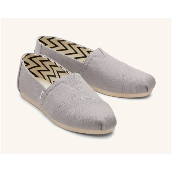 TOMS Classic Canvas Shoes in Drizzle Grey for Women Size 8