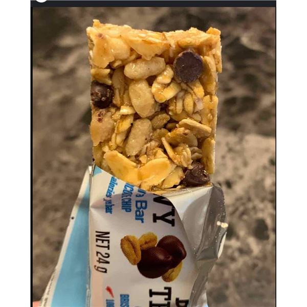 Kirkland Soft & Chewy Granola Bars 1.54kg, 64 Bars, Chocolate Chip Flavor