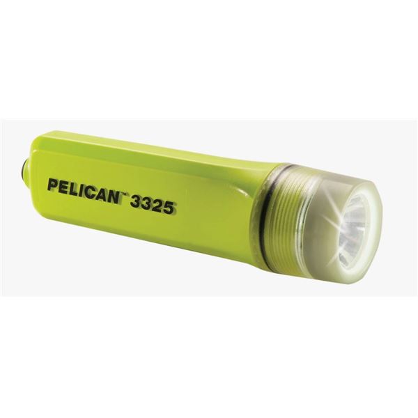 Pelican 3325 Flashlight with 171 Lumens Output and 16-Hour Runtime