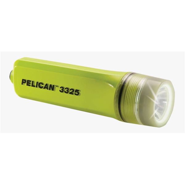 Pelican 3325 Flashlight with 171 Lumens Output and 16-Hour Runtime