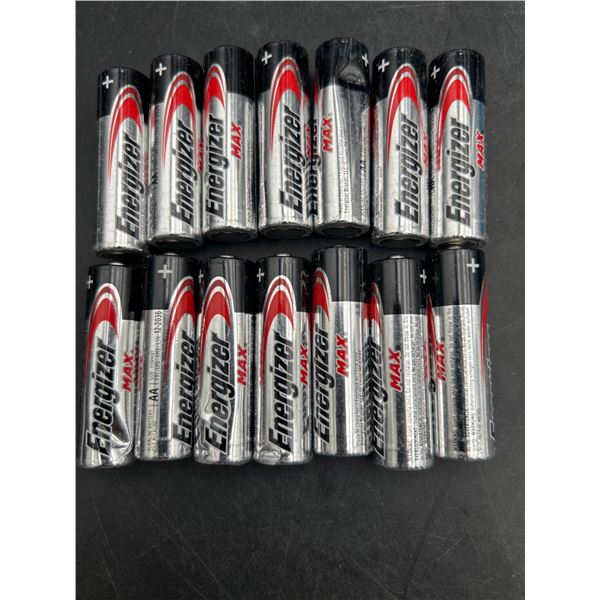 12 Energizer Max AA Alkaline Batteries