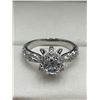 Image 4 : Ladies Engagement Ring with Solitaire and Intricate Detailing