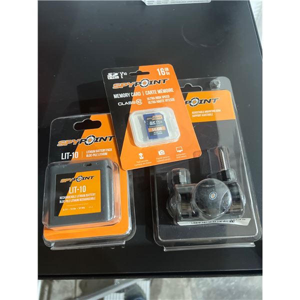 Spypoint LIT-10 Battery, MA-500 Mounting Arm, and 16GB Memory Card Bundle