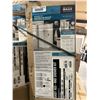 Image 2 : MAAX Daisy Neo-Round Shower Kit with 10mm Wall Kit