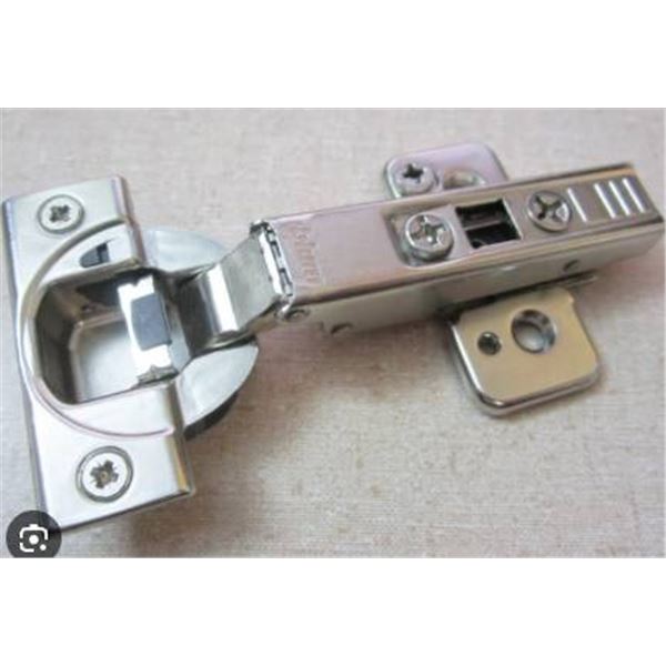 Blum CLIP Frameless Hinges With Screw-On Plate – Lot of 10 (Model 173H710)
