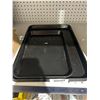 Image 2 : Baker’s Secret Metal Cooking Tray Set: 1 Small and 2 Large
