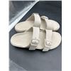 Image 1 : Skechers Arch Comfort Sandals Beige Size 8