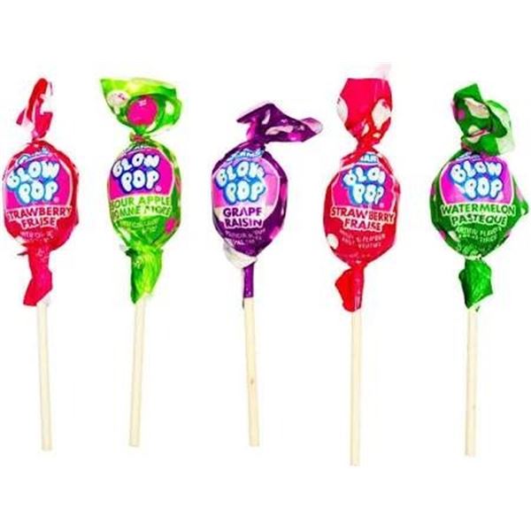 26 Blow Pop Lollipops With Assorted Flavors