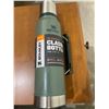 Image 2 : Stanley 1.5 QT Classic Bottle, BPA-Free, Vacuum Insulated, Green