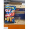 Image 1 : Chex Mix Remix Cheesy Pizza Snacks, Limited Edition, 12 x 198 g