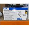 Image 2 : Eaton Standard Duplex Receptacle 15A 125V (Pack of 10)