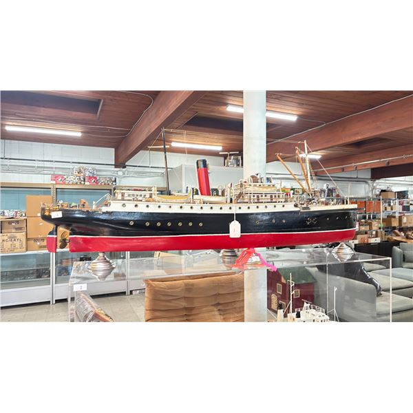 CARDENA MODEL SHIP ON STAND