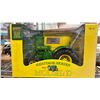 Image 2 : ERTL BRITAIN 2007 EDITION JOHN DEERE HERITAGE SERIES 1937 MODEL D 1/16 DIE-CAST METAL TRACTOR &