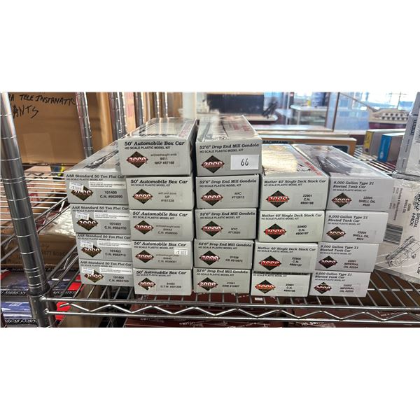 (22) ASSORTED LIFE-LIKE PROTO 2000 SERIES HO SCALE PLASTIC MODEL TRAIN KITS INCLUDING; 50'