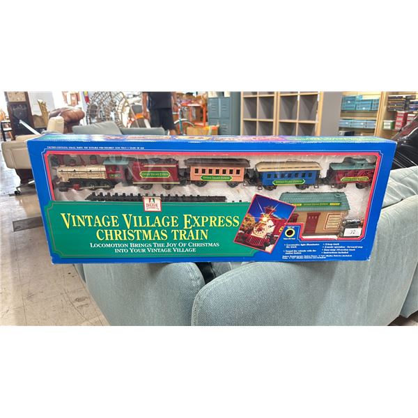 HOLIDAY TIME VINTAGE VILLAGE EXPRESS CHRISTMAS TRAIN