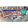 Image 2 : HOLIDAY TIME VINTAGE VILLAGE EXPRESS CHRISTMAS TRAIN