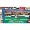 Image 3 : HOLIDAY TIME VINTAGE VILLAGE EXPRESS CHRISTMAS TRAIN