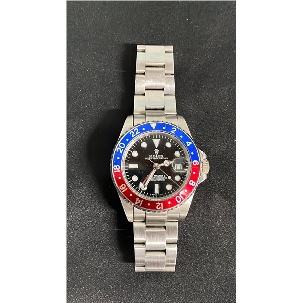 SILVER ONE-TONE ROLEX OYSTER PERPETUAL GMT MASTER II WATCH: BLUE & RED BEZEL - *REPLICA*