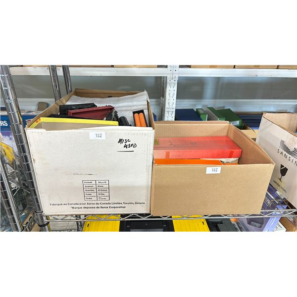 BOX OF ASSORTED UNBOXED HO SCALE MODEL TRAINS & BOX OF JUNECO SCALE MODELS CUT STONE