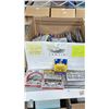 Image 1 : BOX OF MODEL TRAIN FARM ANIMALS & UNIVERSAL RAIL JOINERS