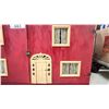 Image 4 : HANDMADE DOLL HOUSE