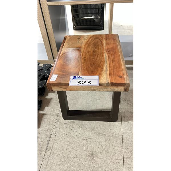 WOODEN TOP METAL LEG STOOL