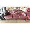 Image 5 : 2 LEATHER THREE SEATER SOFAS