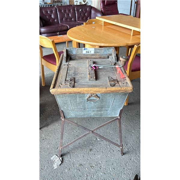 THE STEEL KING ANTIQUE WASHING MACHINE