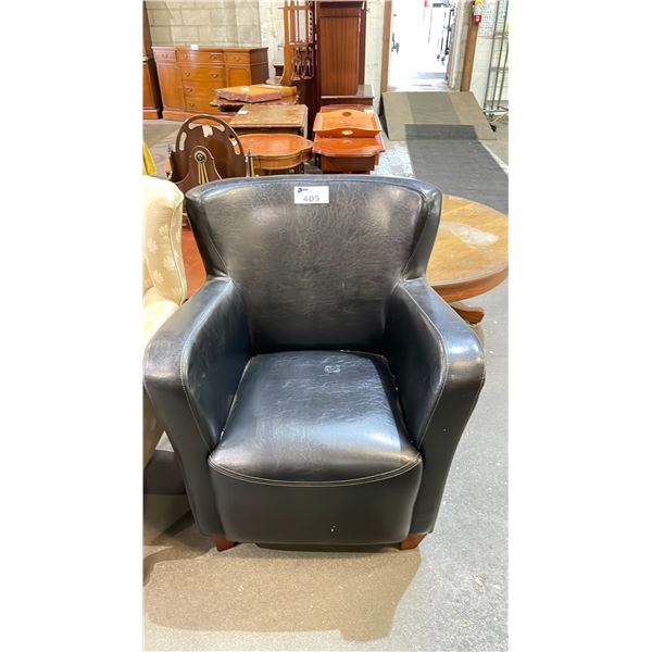 BLACK LEATHER CHAIR