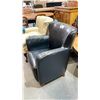Image 2 : BLACK LEATHER CHAIR